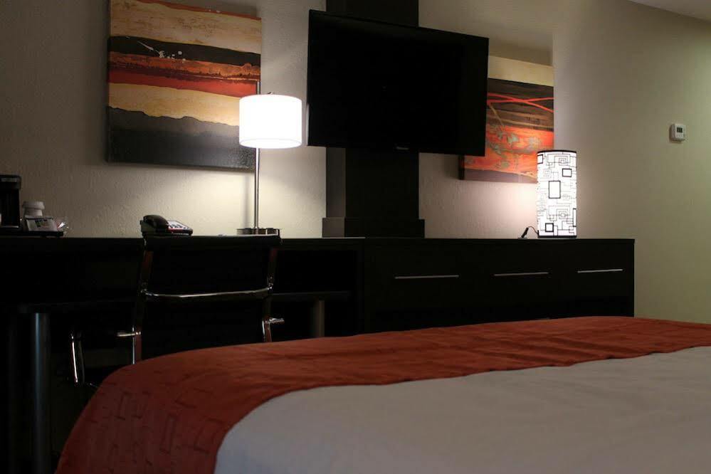 Holiday Inn Express Hotel & Suites Glasgow By Ihg Dış mekan fotoğraf